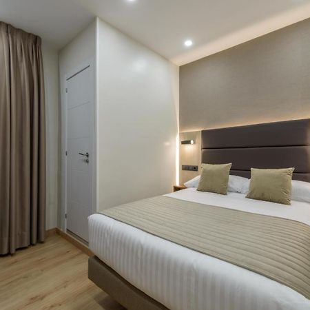 Hostal Sun Gate Madrid Exterior photo